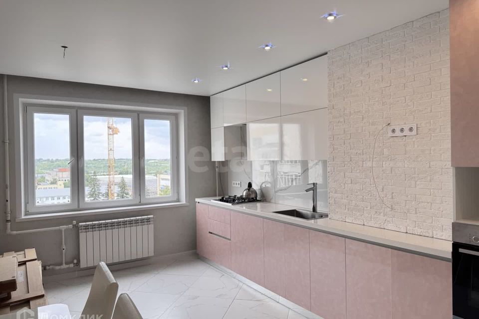 Продаётся 3-комнатная квартира, 77.7 м²