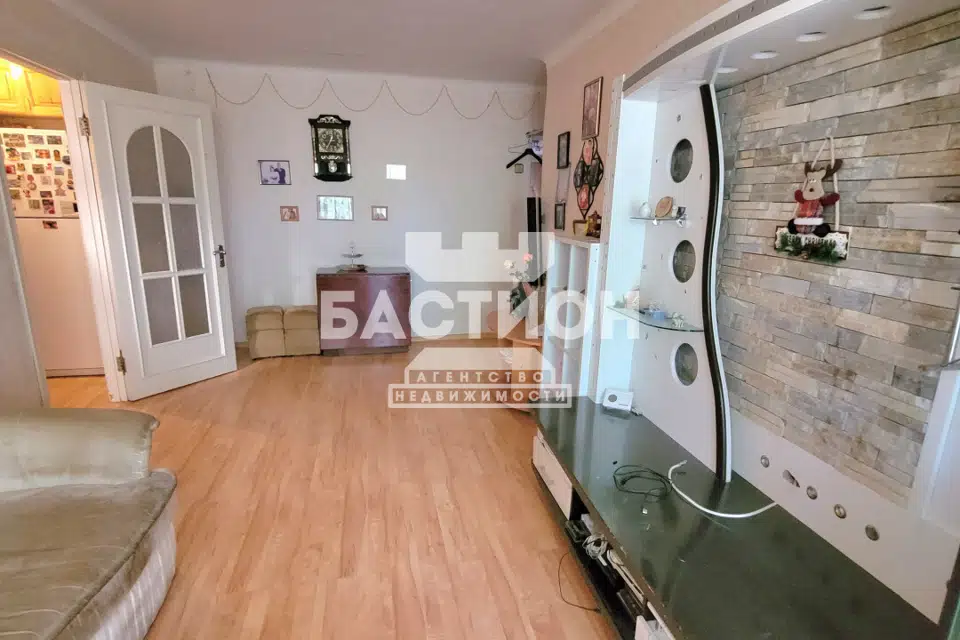 Продаётся 3-комнатная квартира, 65 м²