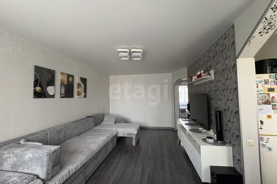 Продаётся 3-комнатная квартира, 59.2 м²
