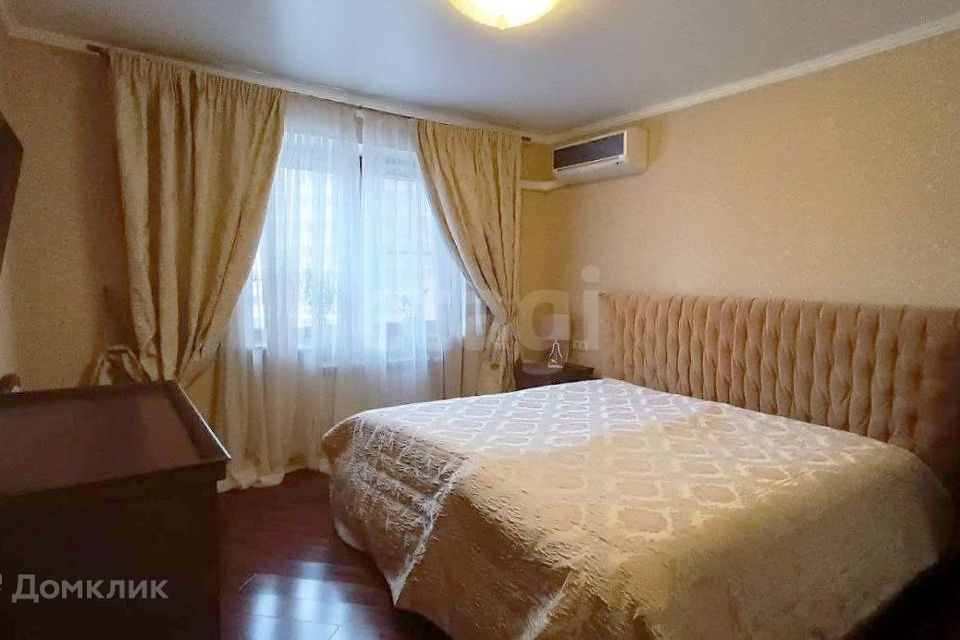 Продаётся 2-комнатная квартира, 62.4 м²