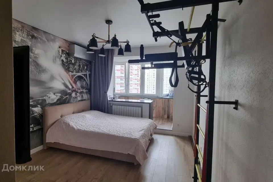 Продаётся 4-комнатная квартира, 94 м²