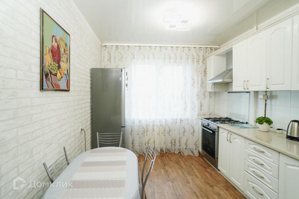 Продаётся 3-комнатная квартира, 62.3 м²