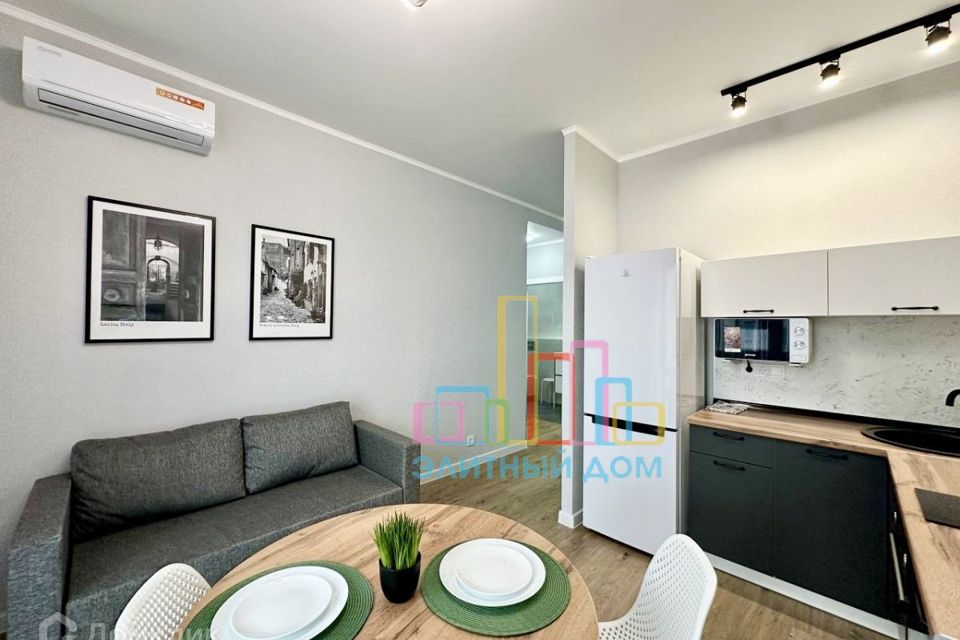 Сдаётся 2-комнатная квартира, 40 м²