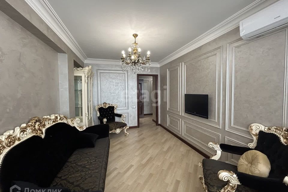 Продаётся 1-комнатная квартира, 55 м²