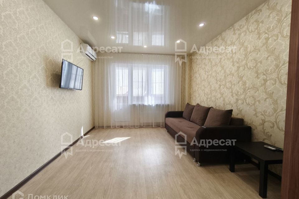 Продаётся 1-комнатная квартира, 41.8 м²