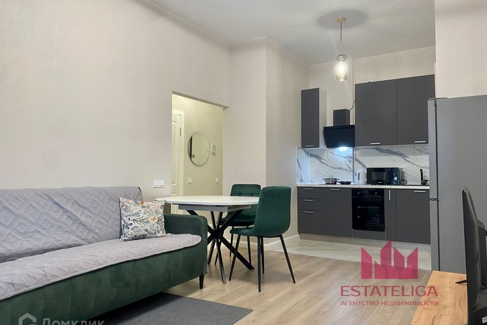 Сдаётся 1-комнатная квартира, 47 м²