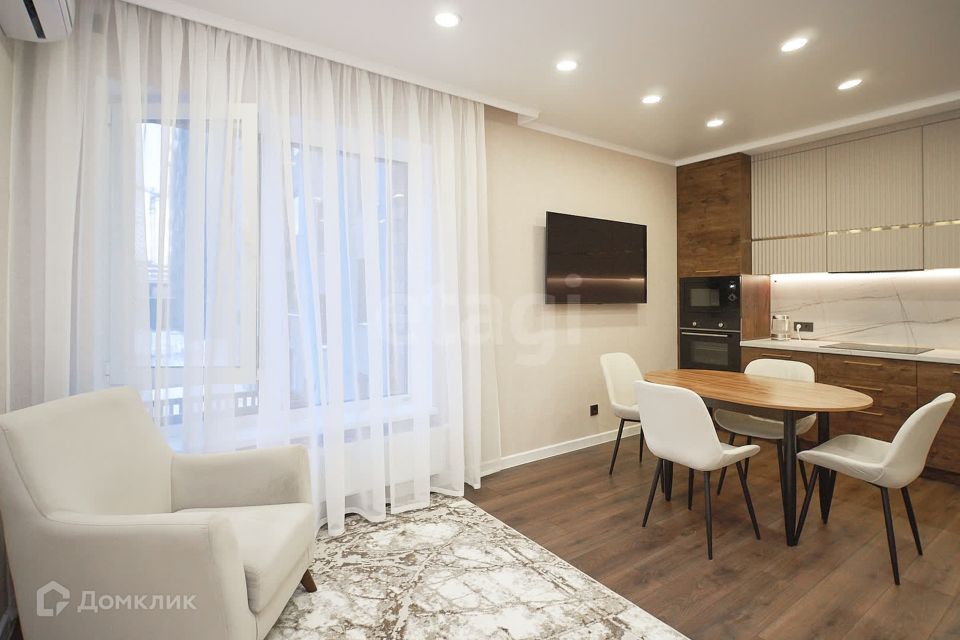 Сдаётся 1-комнатная квартира, 59 м²
