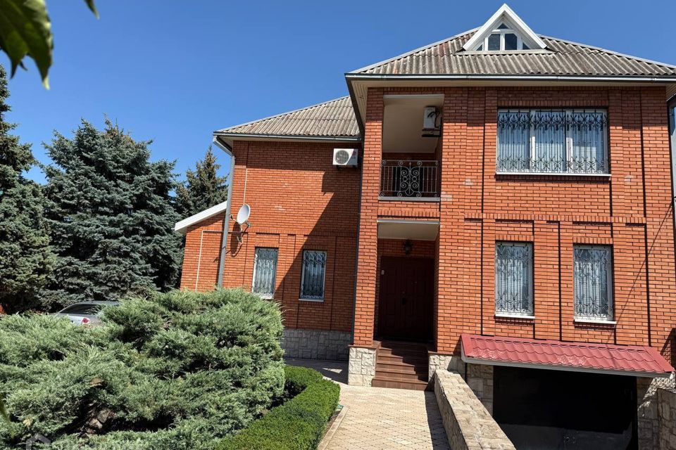 Продаётся 2-этажный дом, 359.4 м²