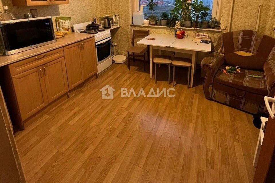 Продаётся 3-комнатная квартира, 76.4 м²