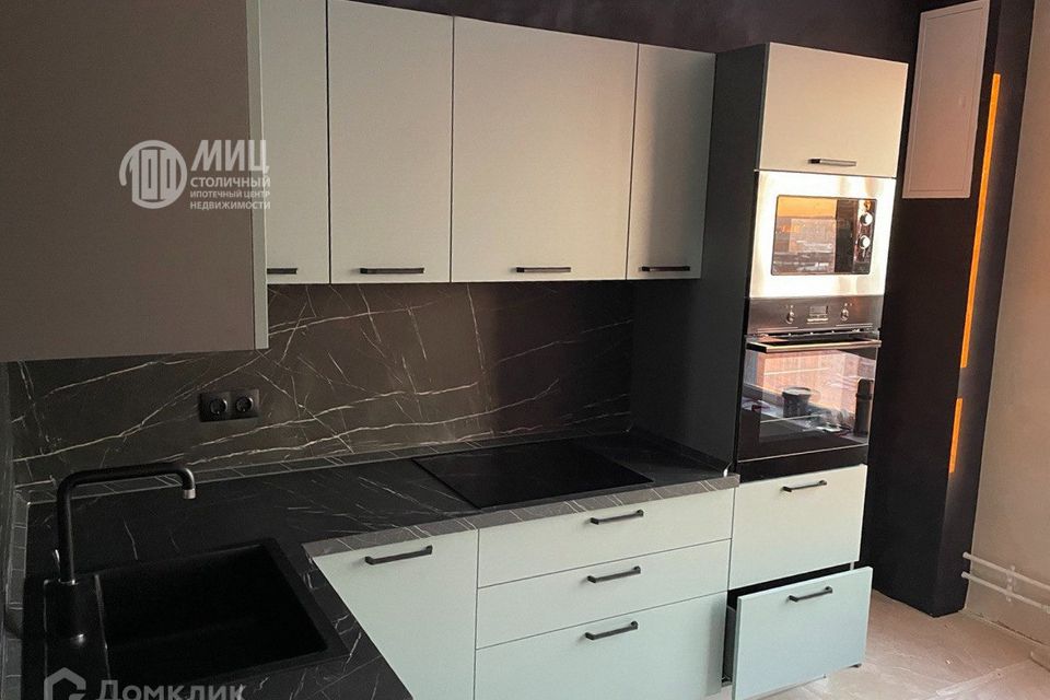 Продаётся 1-комнатная квартира, 35.2 м²