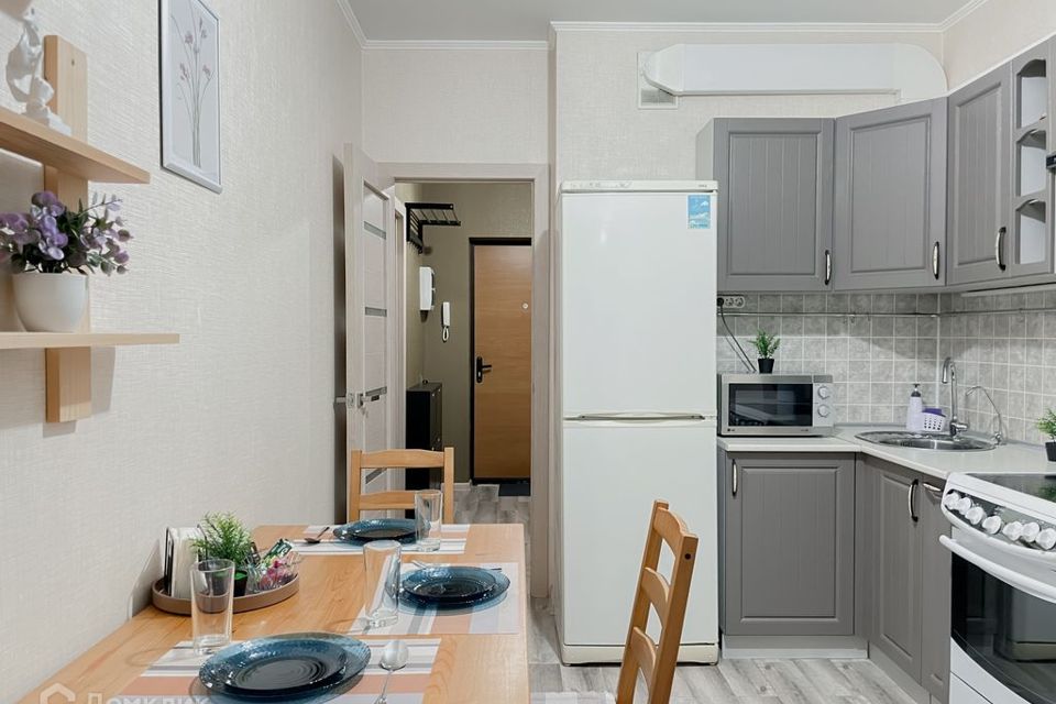 Продаётся 1-комнатная квартира, 37 м²