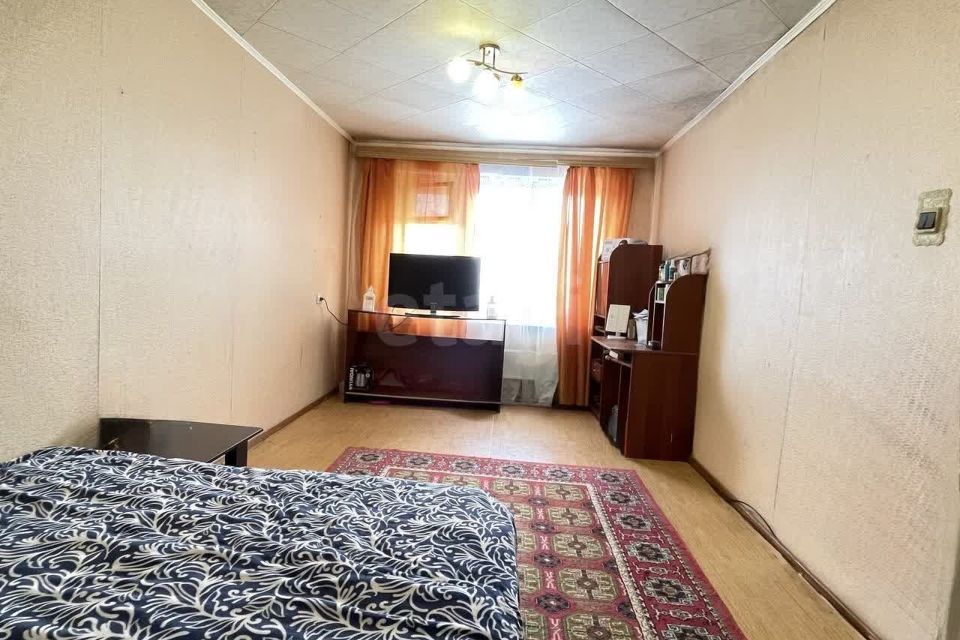 Продаётся 1-комнатная квартира, 38 м²