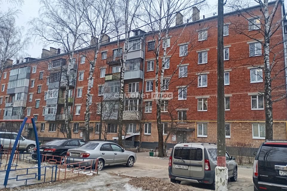 Продаётся 3-комнатная квартира, 58.3 м²