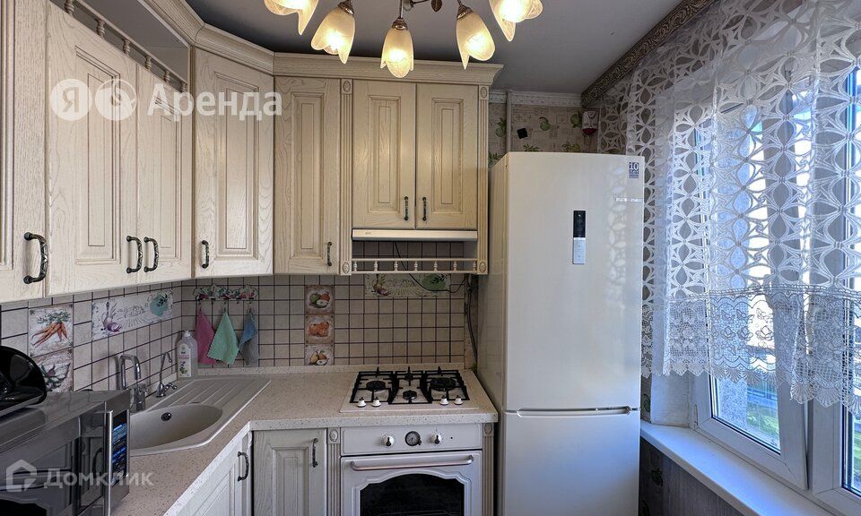 Сдаётся 4-комнатная квартира, 63 м²