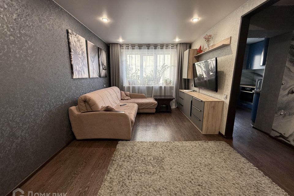 Продаётся 3-комнатная квартира, 57.8 м²