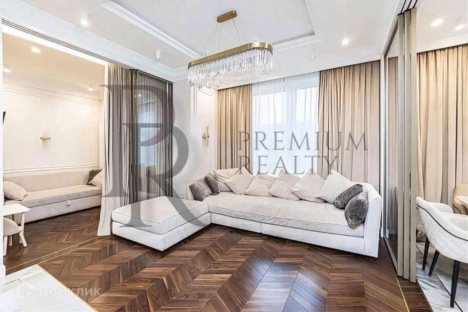 Продаётся 4-комнатная квартира, 115 м²
