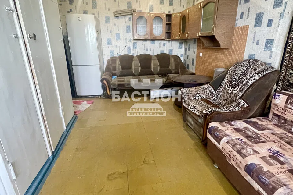 Продаётся комната в 2-комн. квартире, 28.8 м²