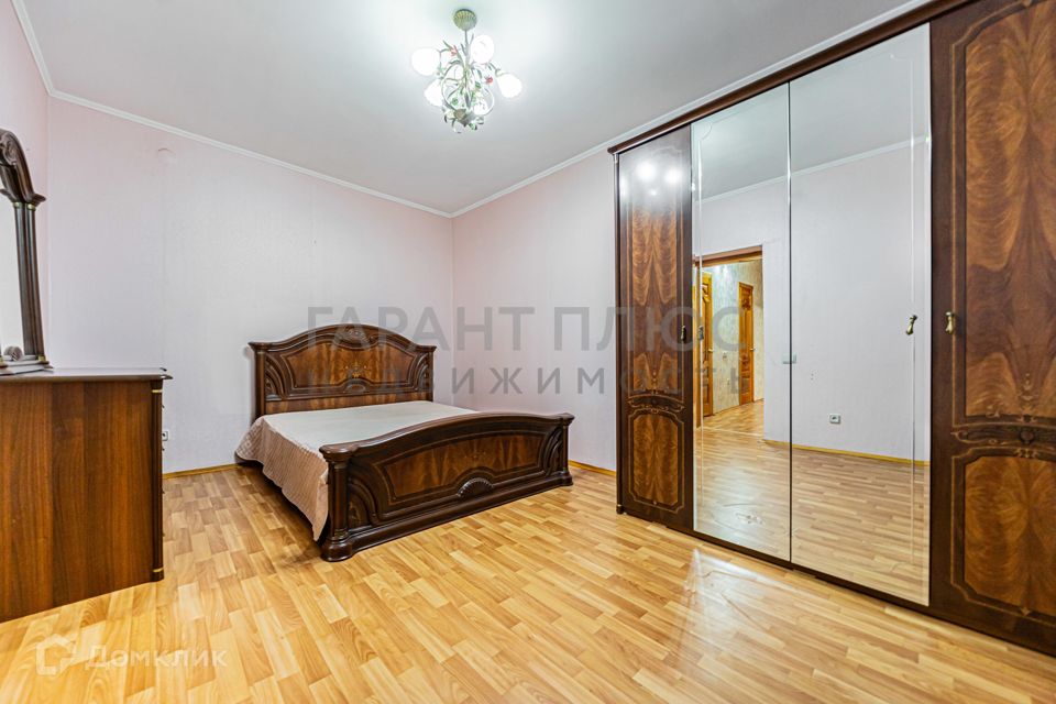Продаётся 2-комнатная квартира, 74 м²