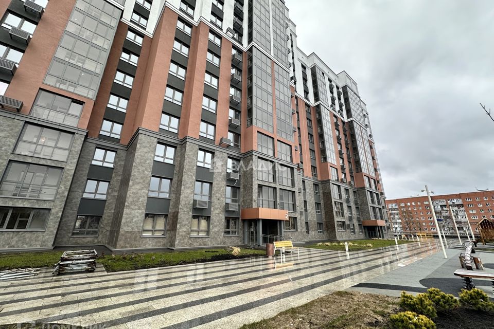 Продаётся 2-комнатная квартира, 83.3 м²