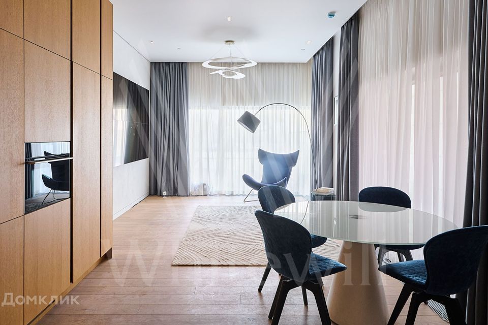 Продаётся 2-комнатная квартира, 77 м²