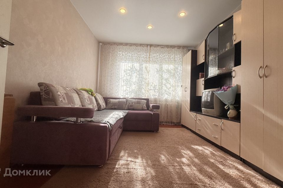 Продаётся 3-комнатная квартира, 57.9 м²