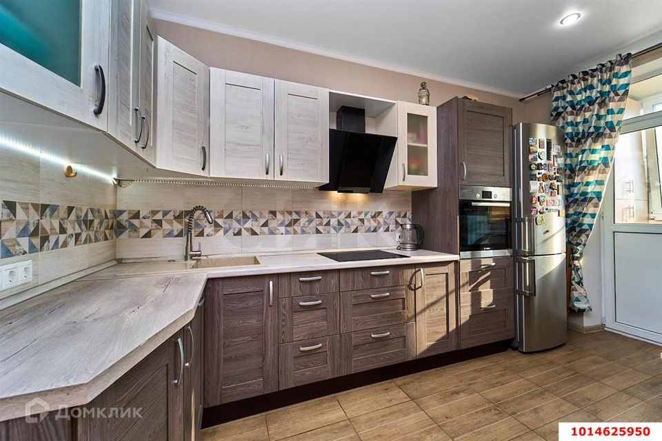 Продаётся 2-комнатная квартира, 60 м²