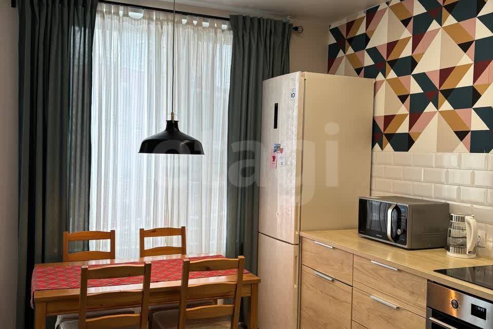 Продаётся 3-комнатная квартира, 49 м²