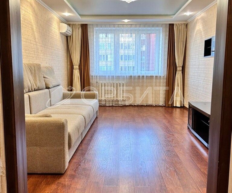 Продаётся 3-комнатная квартира, 113.3 м²