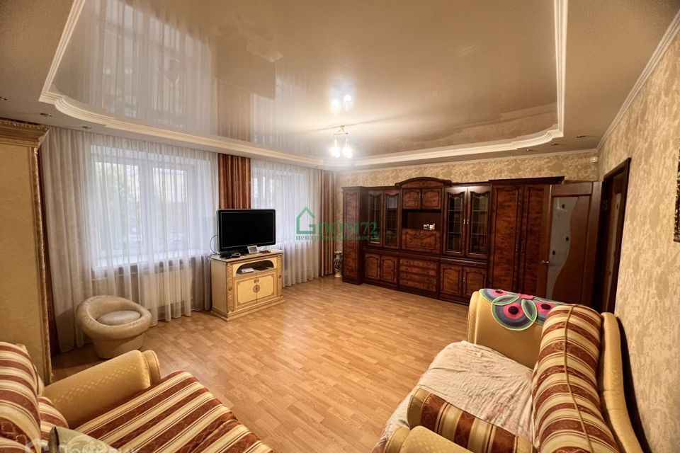 Сдаётся 2-комнатная квартира, 82 м²