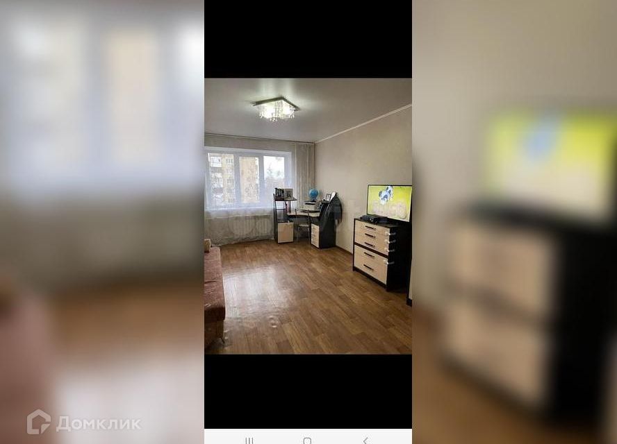 Продаётся 4-комнатная квартира, 63.7 м²