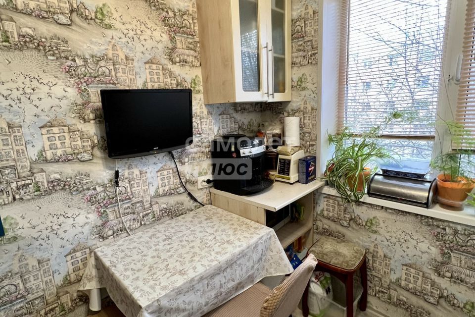 Продаётся 3-комнатная квартира, 60.9 м²