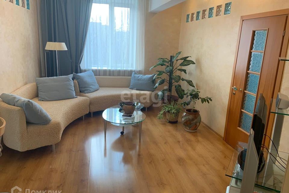Сдаётся 3-комнатная квартира, 57 м²