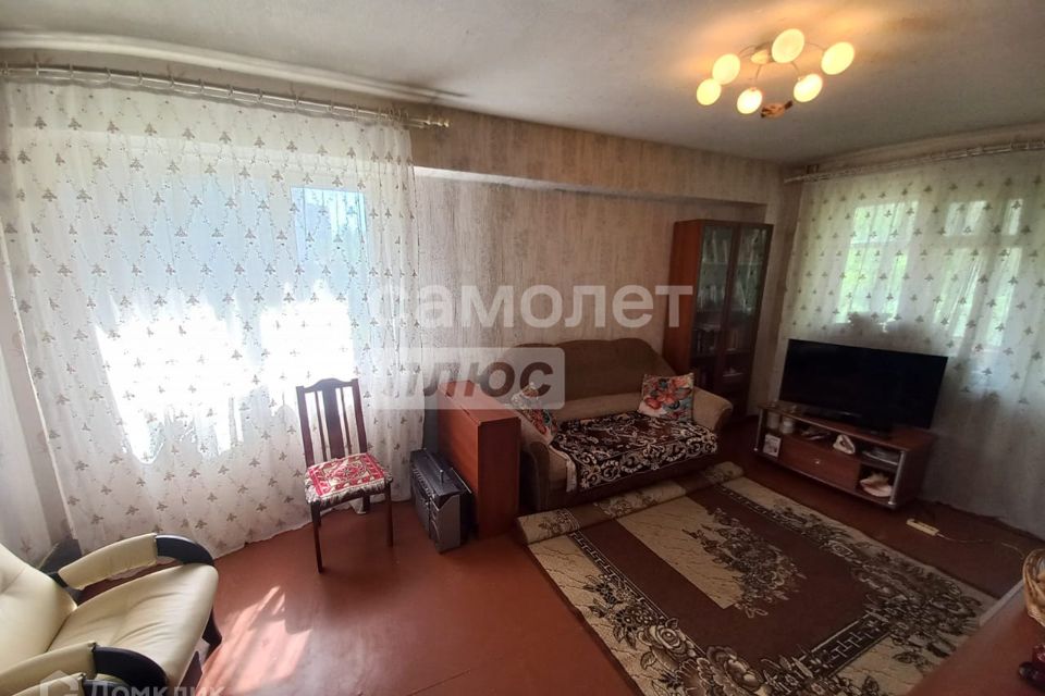 Продаётся 3-комнатная квартира, 63.9 м²
