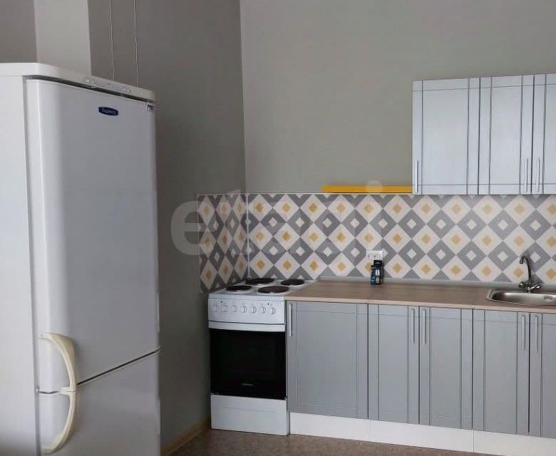 Сдаётся 1-комнатная квартира, 38 м²