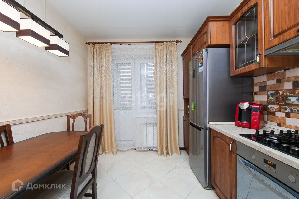 Продаётся 2-комнатная квартира, 55.8 м²