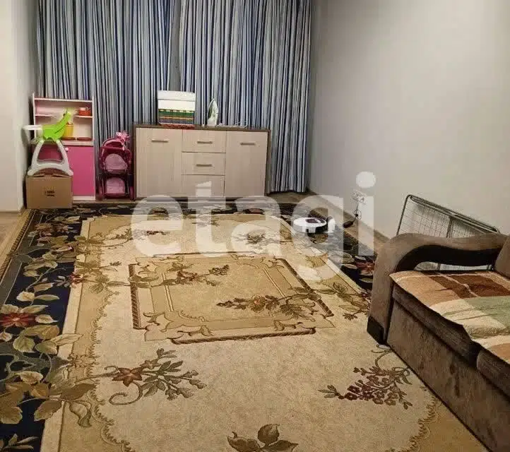 Продаётся 2-комнатная квартира, 65.3 м²