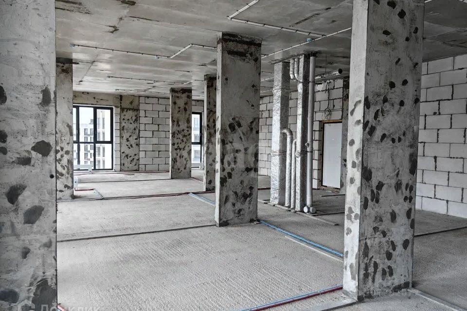 Продаётся 4-комнатная квартира, 134 м²