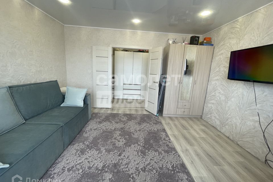 Продаётся 1-комнатная квартира, 40.2 м²