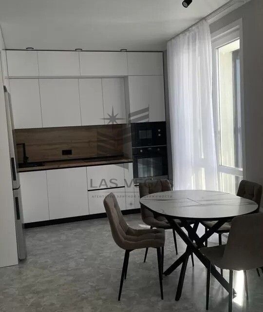 Сдаётся 2-комнатная квартира, 60 м²