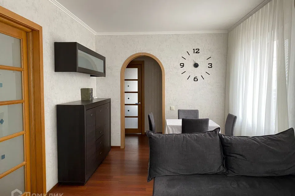 Продаётся 4-комнатная квартира, 79.7 м²