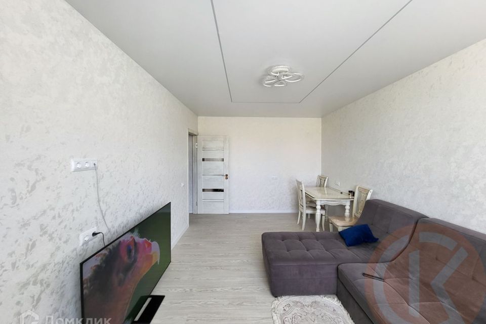 Продаётся 3-комнатная квартира, 67.9 м²