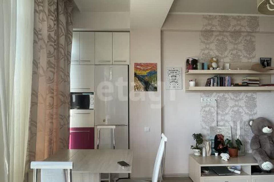Сдаётся 1-комнатная квартира, 50 м²