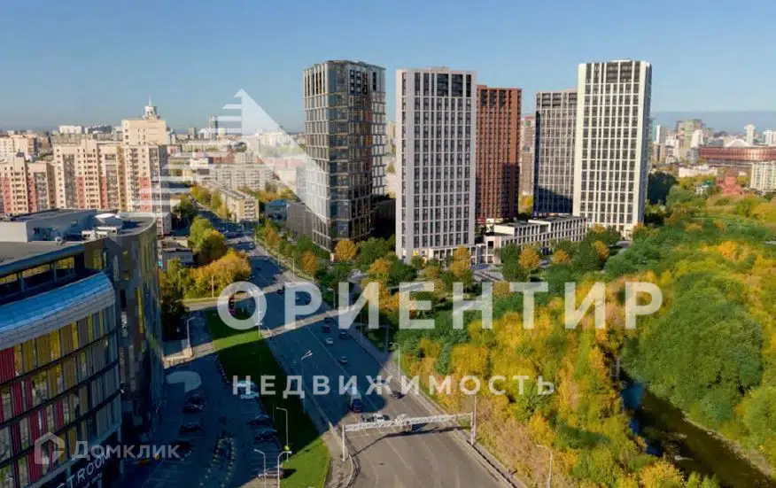 Продаётся 3-комнатная квартира, 129.5 м²