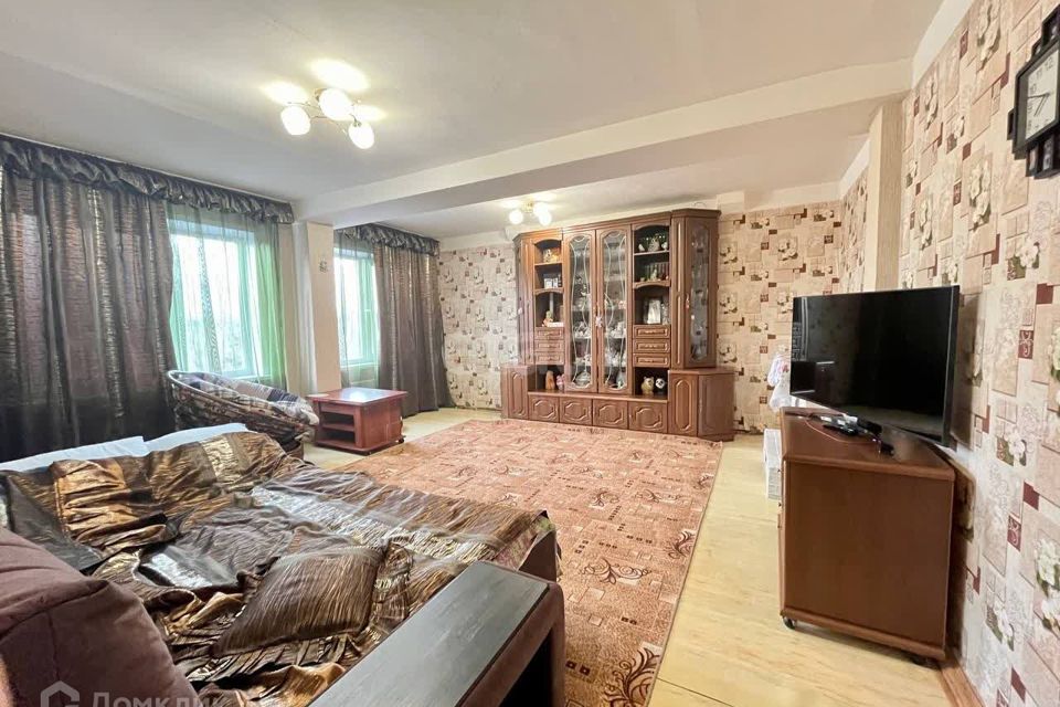 Продаётся 3-комнатная квартира, 74.4 м²