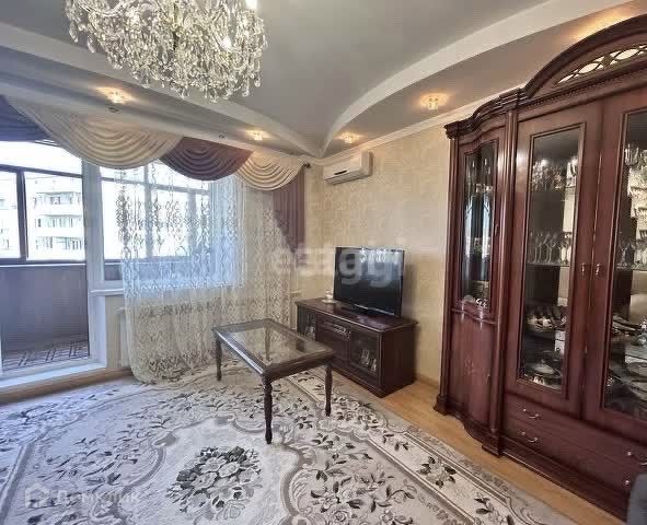 Продаётся 3-комнатная квартира, 72.4 м²