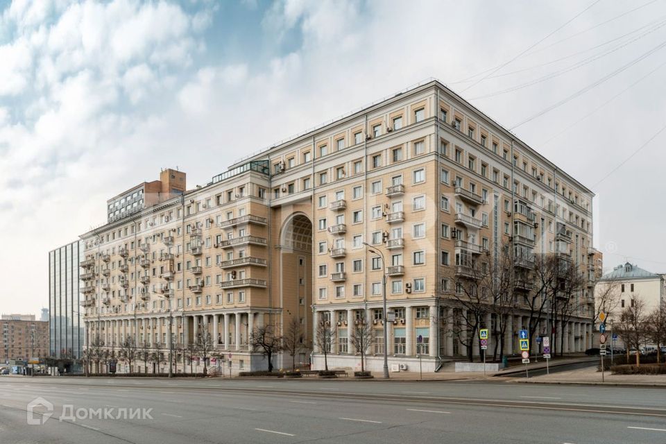 Продаётся 4-комнатная квартира, 101.1 м²