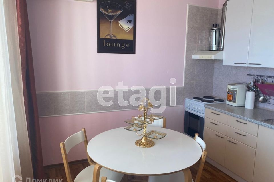 Продаётся 2-комнатная квартира, 54 м²