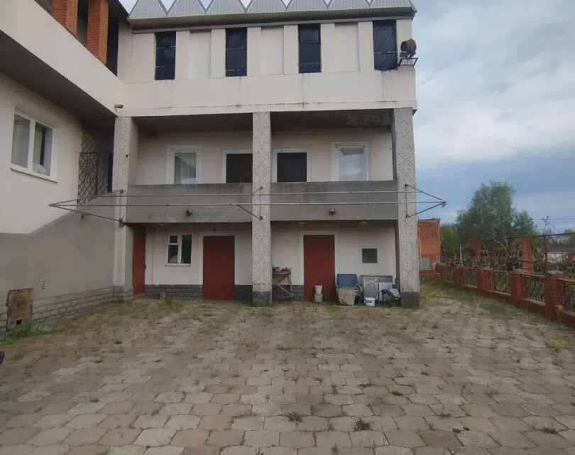 Продаётся 3-этажный дом, 454.4 м²