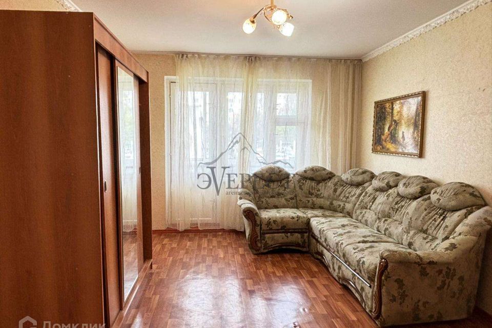 Сдаётся 1-комнатная квартира, 40 м²