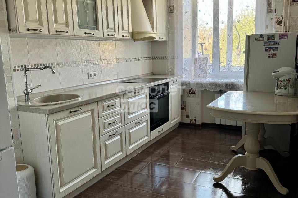 Продаётся 3-комнатная квартира, 63 м²
